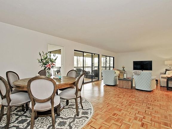 3rd image of 200 Wyndemere Way APT 204