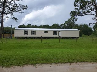 207 Amberjack St, Satsuma, FL 32189