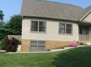 4212 Lighthouse Cir NW, Massillon, OH