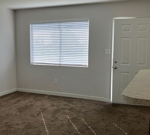 3rd image of 2202 Verdugo Ln
