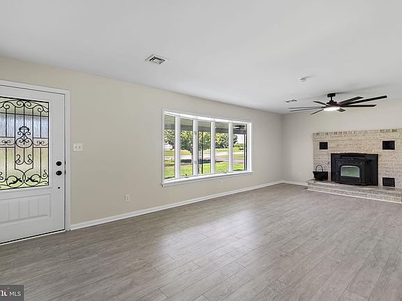 5th image of 5409 Norrisville Rd