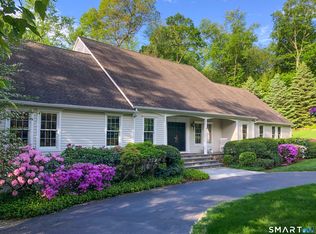 19 Hull Place, Ridgefield, CT 06877