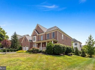 8409 Link Hills Loop, Gainesville, VA 20155