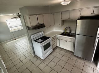 499 36th St SE UNIT B, Largo, FL 33771