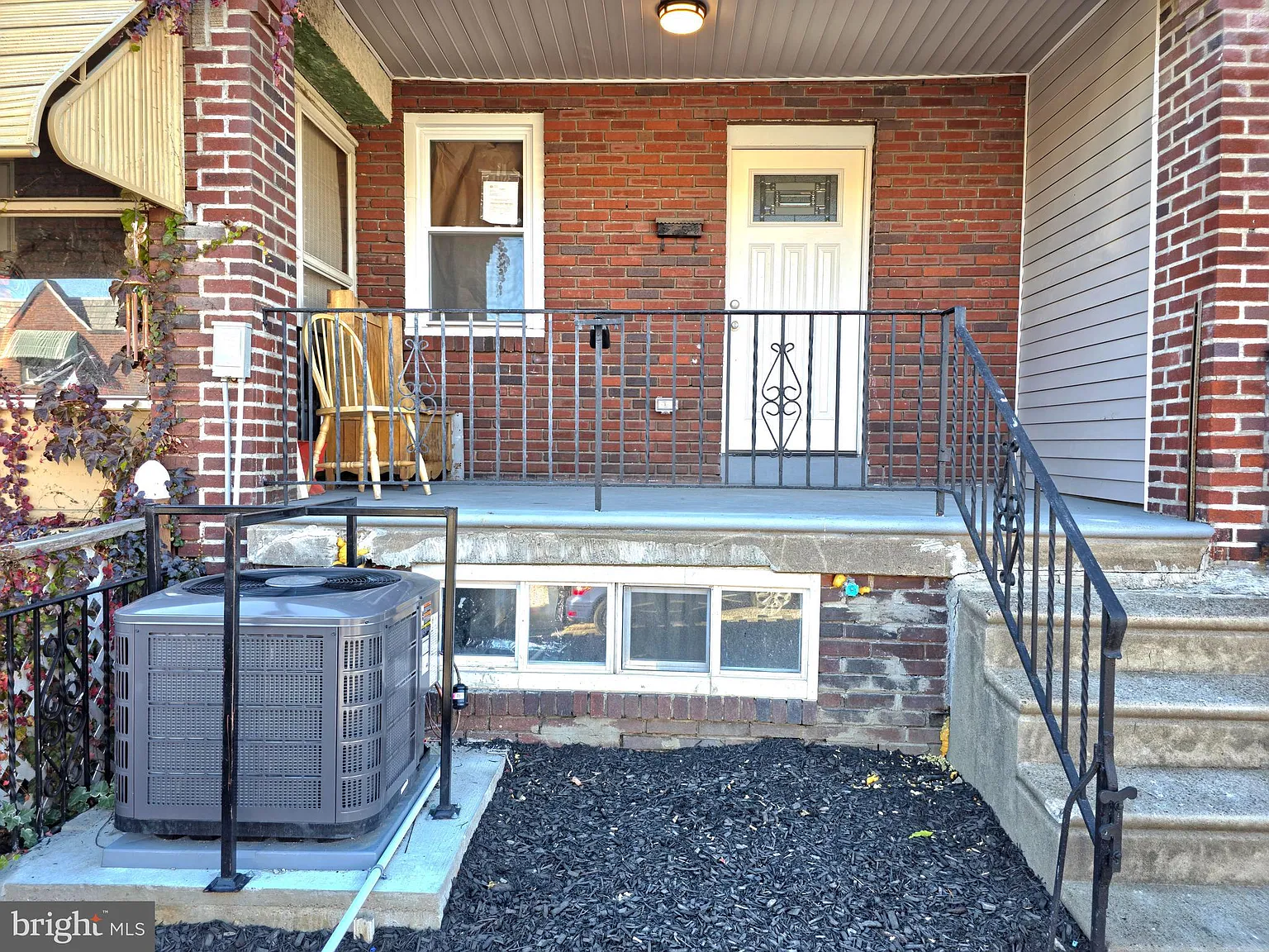 3934 Howland St photo 1