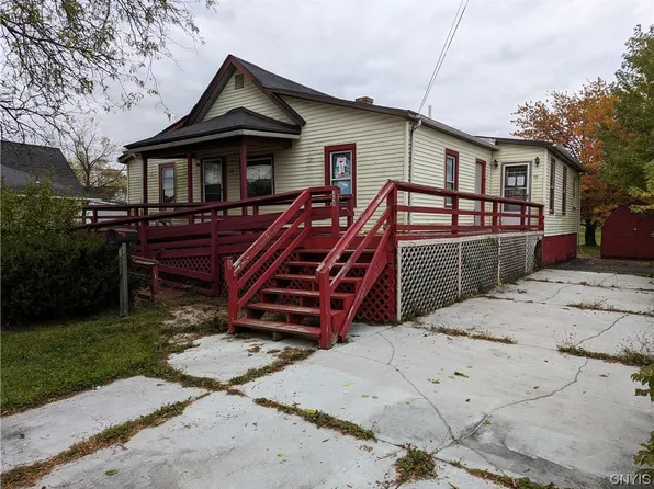 348 Maple St, Oneida, NY 13421