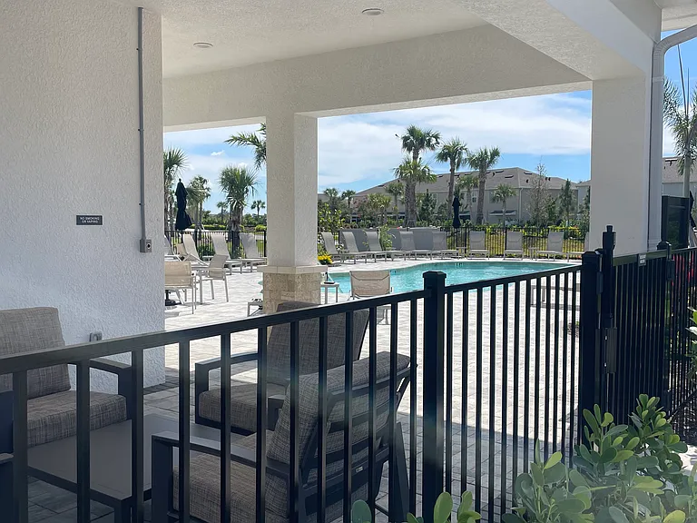 8933 Daybreak St — Photo 25
