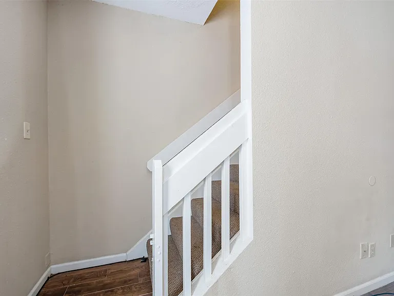 12400 Brookglade Cir #15 — Photo 19