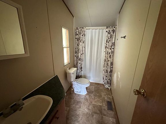 5th image of 508 Covey Cir