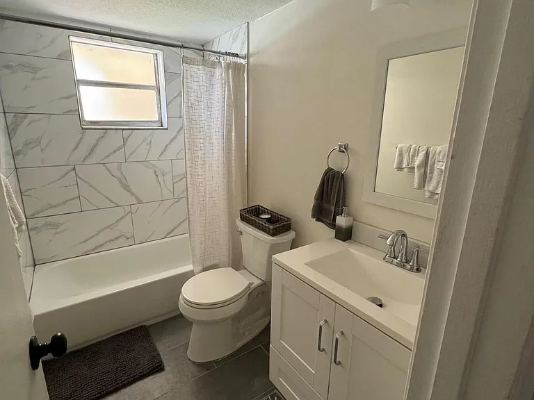 1301 NW 12th Ave #411A — Photo 20