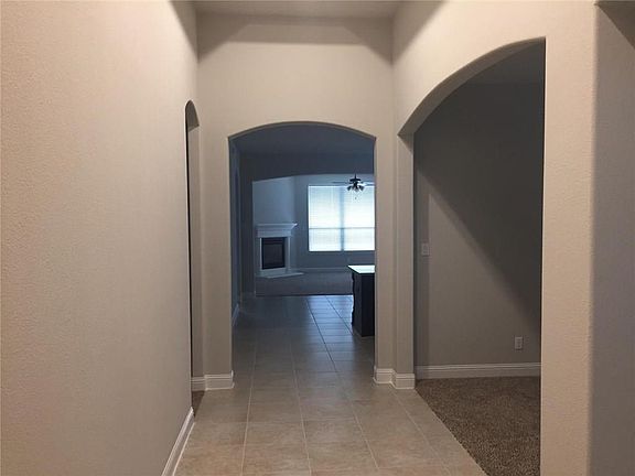 3rd image of 16100 Gladewater Ter