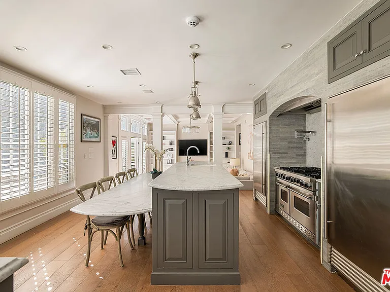 1460 N Doheny Dr — Photo 19