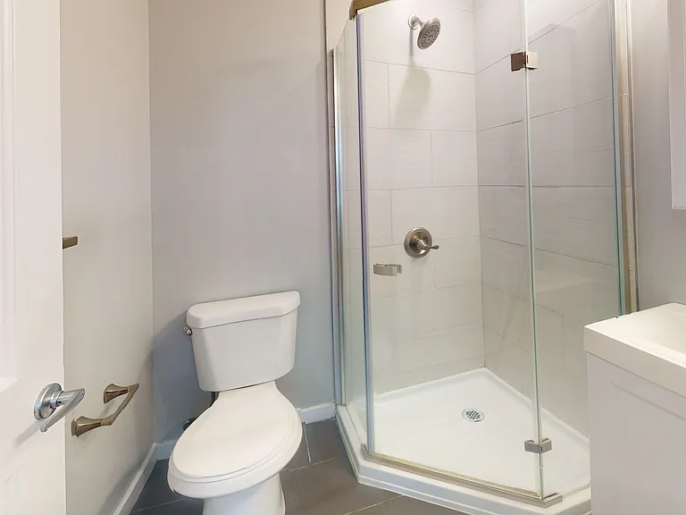 1517 Seybert St #1 — Photo 5