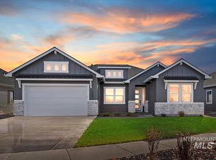 6581 W Piaffe St, Eagle, ID 83616