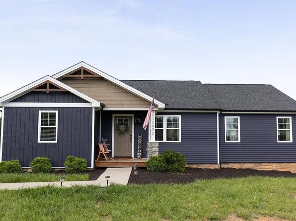 2490 Red House Rd, Rustburg, VA 24588