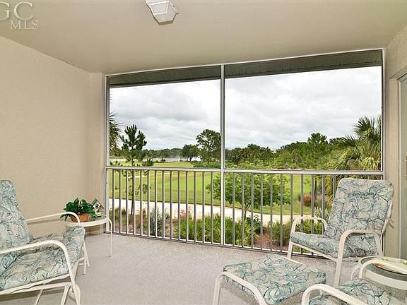 3rd image of 26721 Clarkston Dr #208
