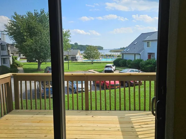 404 Marion Quimby Dr #404, Stevensville, MD 21666