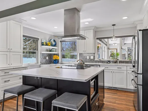 5311 Saint Croix Ave N, Golden Valley, MN 55422