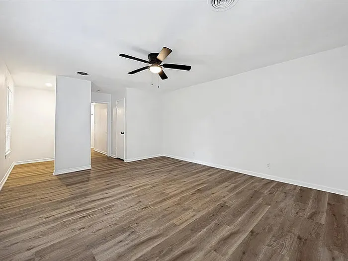 116 Vandenburg Dr — Photo 16