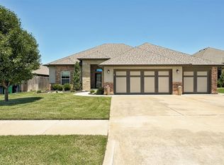 8625 NW 110th St, Oklahoma City, OK 73162