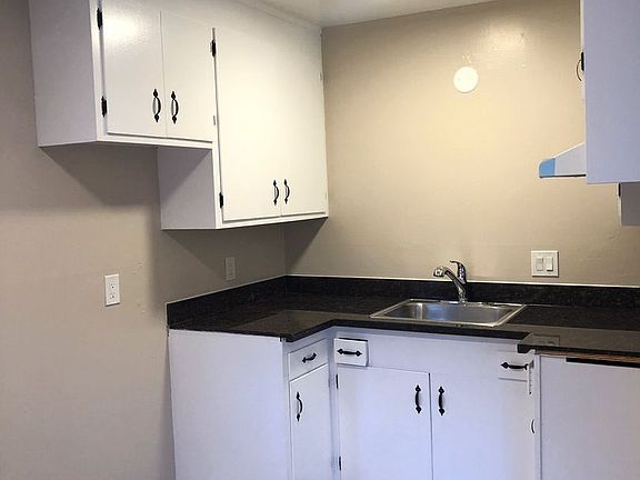 5th image of 2316 96th Ave APT 1
