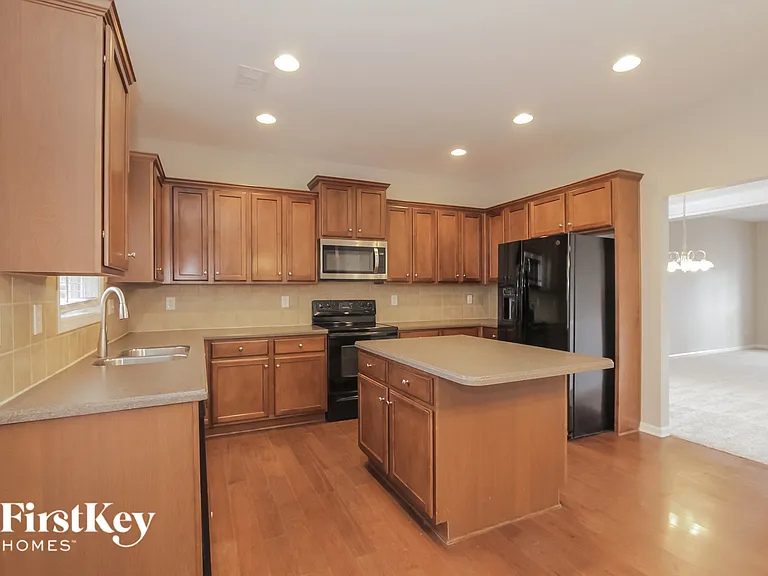 1009 Terrapin St — Photo 6