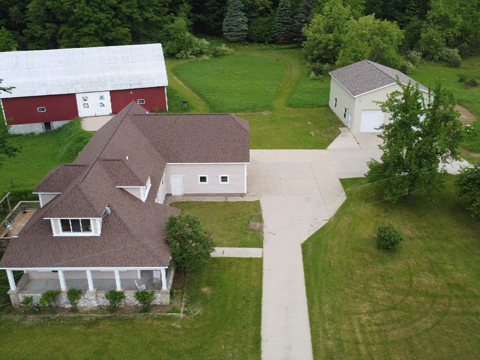 3924 Chippewa Hwy, Manistee, MI 49660 Zillow
