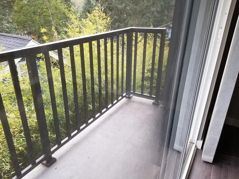 Air — Photo 9