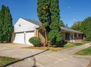 3022 Guilford Rd, Rockford, IL 61107