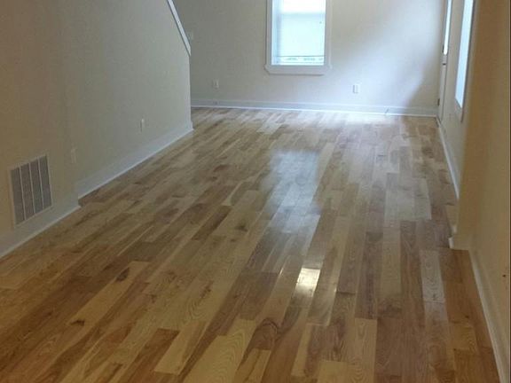 5th image of 2604 Eden Ave APT 1