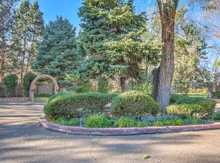 8635 Rio Grande Blvd NW, Los Ranchos De Albuquerque, NM 87114