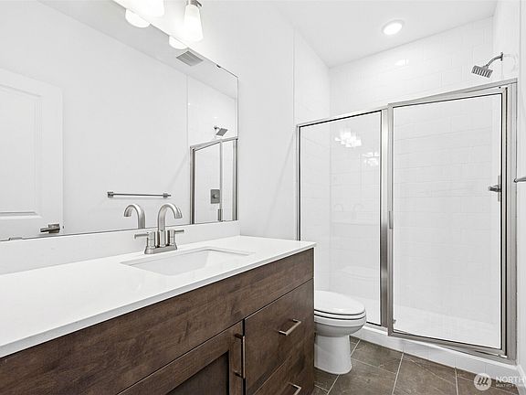 4th image of 15406 210th Avenue E #317