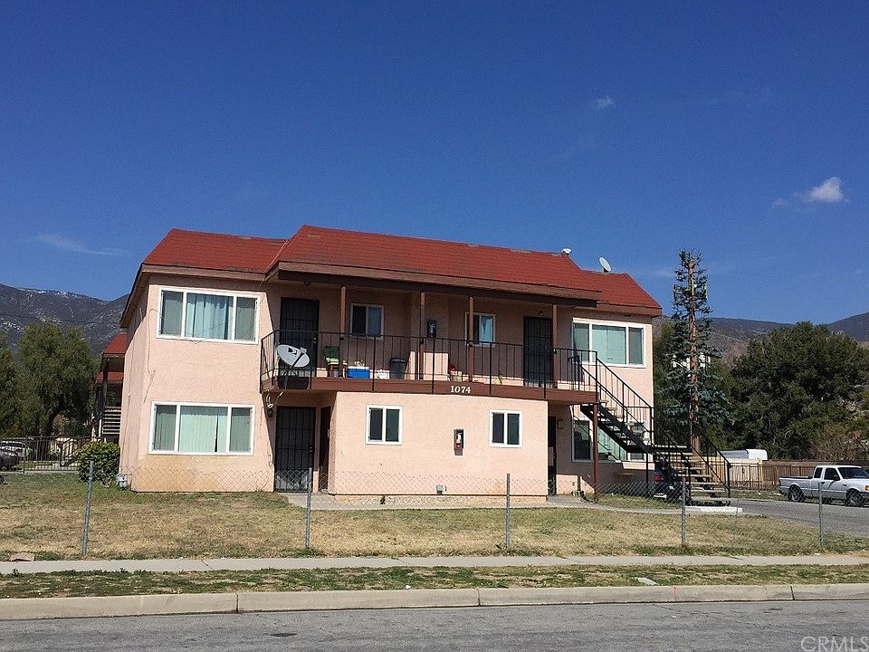 1st image of 1074 W 48th St