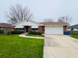 1361 Austin Ave, Aurora, IL 60505