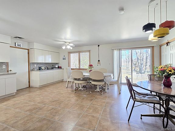 3rd image of 7 Clair Avenue