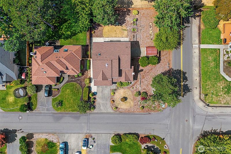 2nd image of 7206 93rd Avenue Ct