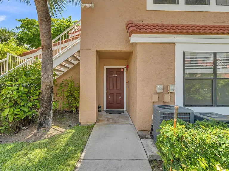 15560 SW 104th Ter #6112 — Photo 3