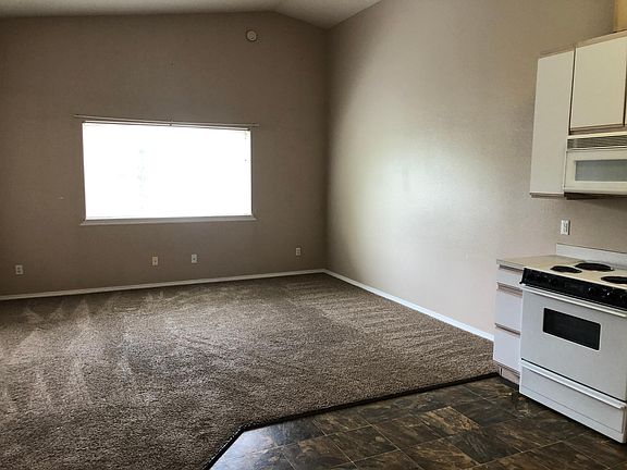 2nd image of 1400 SE Fancy Free Dr #214