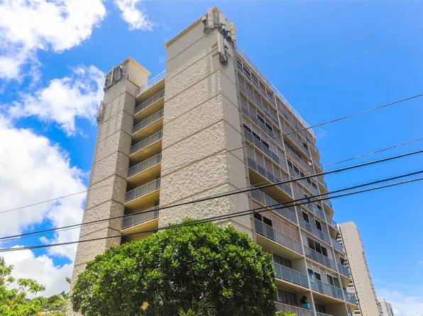 1687 Pensacola St APT 1206, Honolulu, HI 96822
