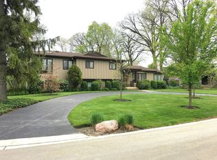 137 Hiawatha Trl, Highland Park, IL 60035