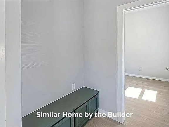 5th image of 2103 SW Douglas Ave