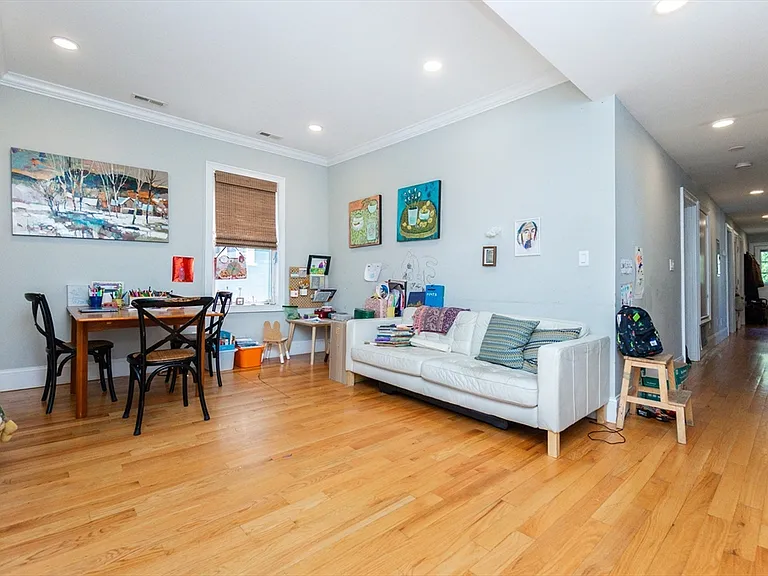 279 Concord Ave #2G — Photo 3