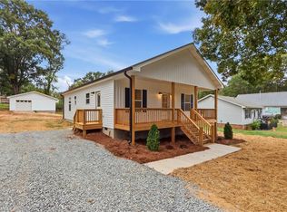1123 2nd St, Eden, NC 27288