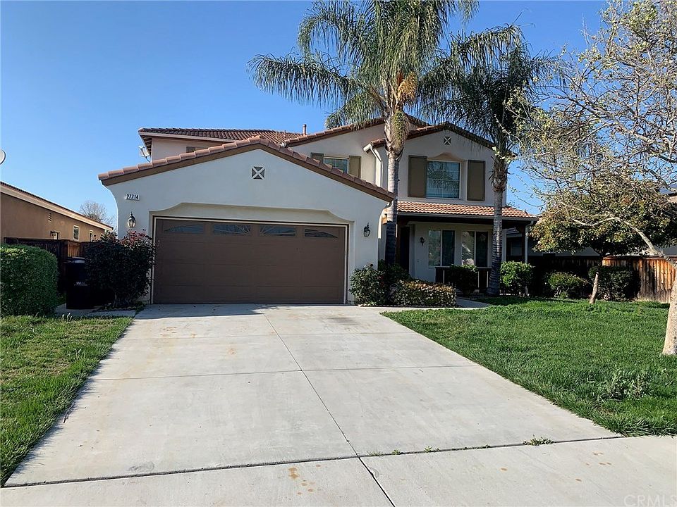 2nd image of 27714 Gladstone Dr