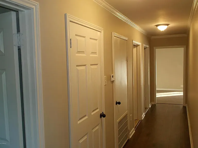 226 Monterey St — Photo 8
