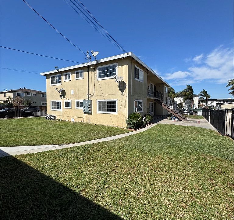 1st image of 7782 Mandrell Dr