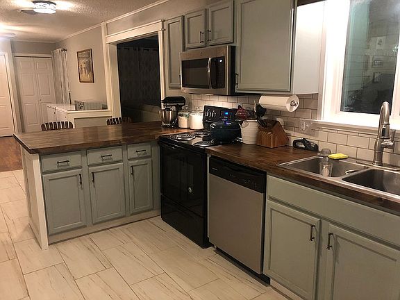 5th image of 463 Northwood Dr