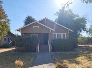 623 16th St, Modesto, CA 95354