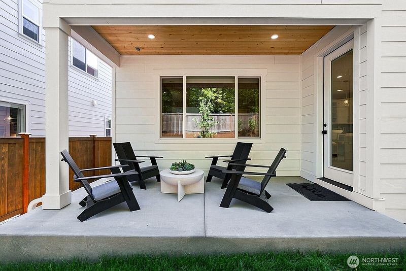 4th image of 19300 Bergen Drive NW #22