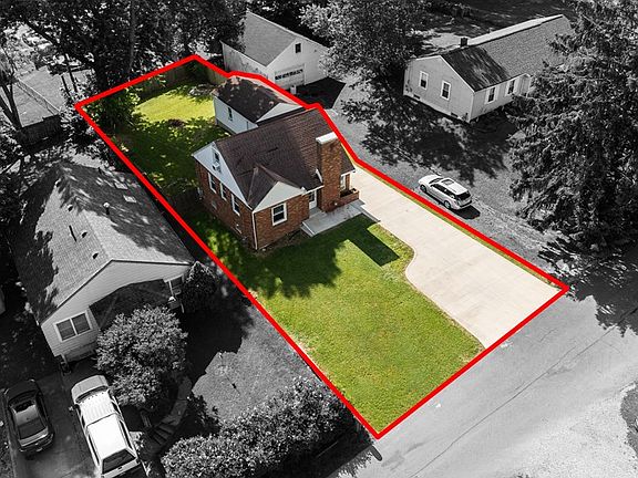 5th image of 399 Agate Ave